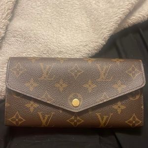 💝 Louis Vuitton Sarah Wallet 💝
